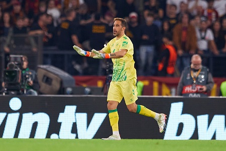 Claudio Bravo chilenos por el mundo en noviembre 2022 Claudio Bravo chilenos por el mundo en noviembre 2022
